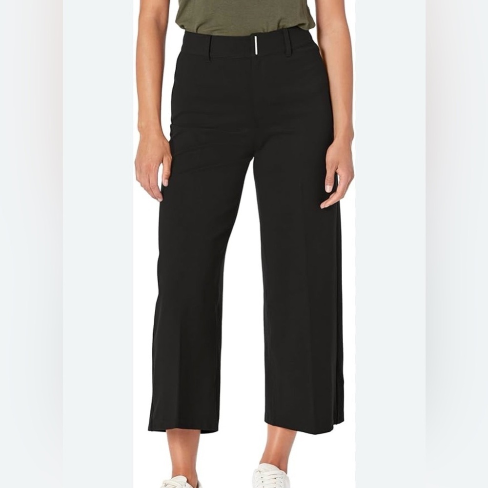 Paige | Roderika Pant - Picture 1 of 7